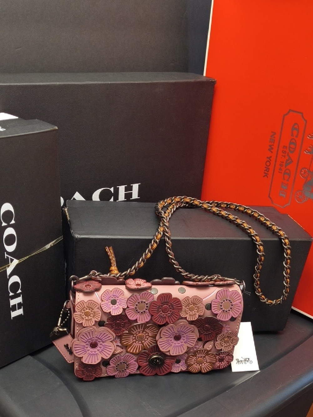 Coach ☆1941☆ DinkyTea Rose Appliqué Crossbody with Chain Strap No. 38197